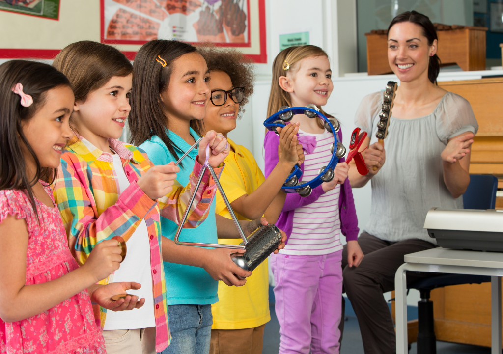 Desarrollo Infantil a través de la Exploración Musical